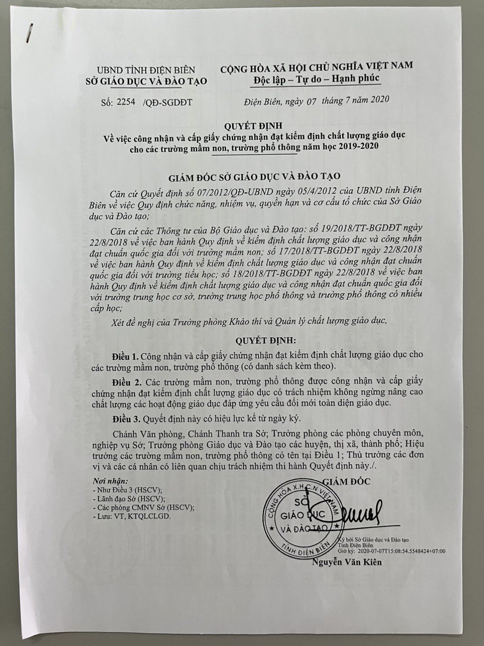 Quyết định của Sở GD&ĐT Điện Biên công nhận và cấp giấy chứng nhận đạt kiểm định CLGD các trường mầm non, trường phổ thông năm học 2019-2020